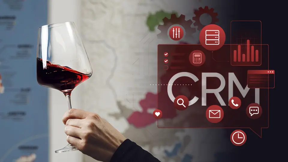 Taça de vinho ao lado de elementos gráficos de CRM e gestão de clientes.